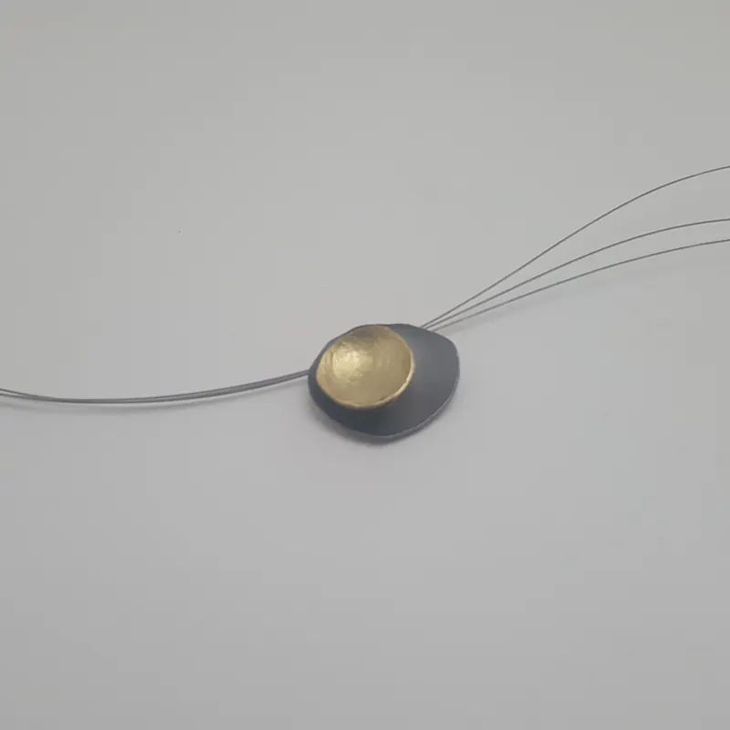 Penjoll cables – Penjoll. Argent oxidat i or groc · joieria Manuel Baró
